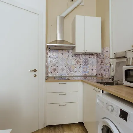 Yourbanflat Clock Tower Apartment *